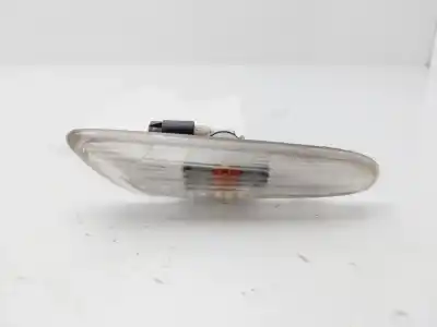 Peça sobressalente para automóvel em segunda mão farolim do lado direito por bmw serie 1 berlina (e81/e87) 118d referências oem iam 63137253326  