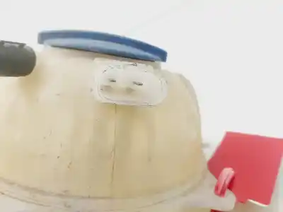 Автозапчасти б/у расширительный депозит за audi a1 (8x) attraction ссылки oem iam 6q0121407b  