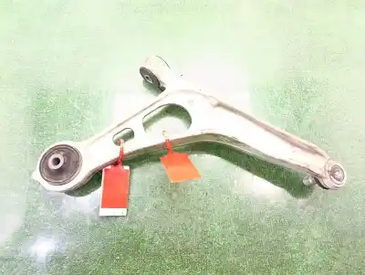 Peça sobressalente para automóvel em segunda mão braço de suspensão inferior esquerdo dianteiro por renault austral techno 199 cv / 147 kw referências oem iam 545016ua0a  