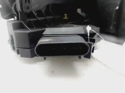 Peça sobressalente para automóvel em segunda mão fechadura da porta dianteira direita por ford focus lim. (cb8) edition referências oem iam bm5aa21812bf  