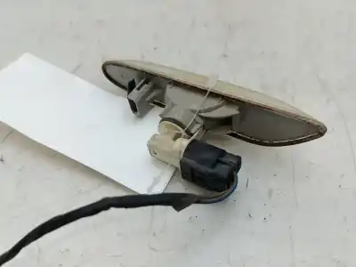Peça sobressalente para automóvel em segunda mão farolim do lado esquerdo por bmw x1 (e84) sdrive 18d referências oem iam 63137253326  