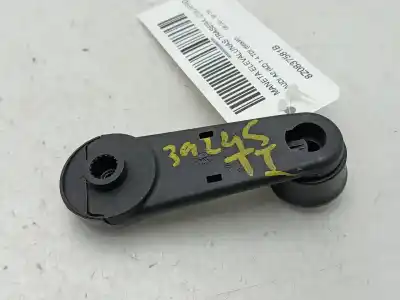 Peça sobressalente para automóvel em segunda mão Manivela / Manipulo Do Vidro Traseiro Esquerdo por AUDI A2 (8Z) 1.4 TDI (66kW) 90 CV / 66 KW Referências OEM IAM 8Z0837581B  