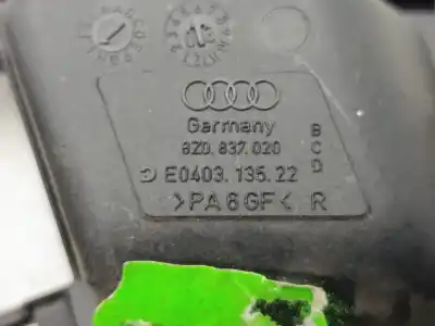 Peça sobressalente para automóvel em segunda mão Puxador Interior Dianteiro Direito por AUDI A2 (8Z) 1.4 TDI (66kW) 90 CV / 66 KW Referências OEM IAM 8Z0837020  