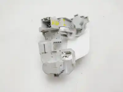 Автозапчастина б/у лампальник для ford fiesta (cb1) titanium посилання на oem iam 8a6113405a  