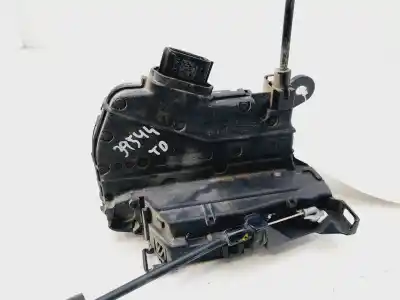 Peça sobressalente para automóvel em segunda mão fechadura da porta traseira direita por renault captur zen referências oem iam 805027072r  