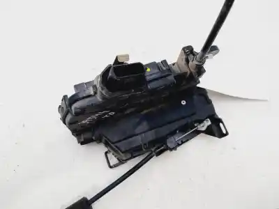 Peça sobressalente para automóvel em segunda mão fechadura da porta traseira direita por renault captur zen referências oem iam 805027072r  