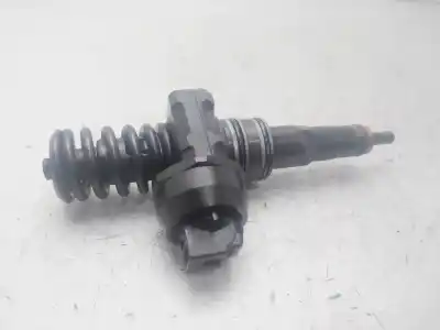Second-hand car spare part injector for skoda superb (3u4) elegance oem iam references 038130073bj  