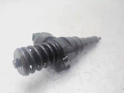 Автозапчастина б/у инжектор для skoda superb (3u4) elegance посилання на oem iam 038130073bj  