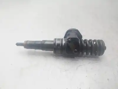 Second-hand car spare part injector for skoda superb (3u4) elegance oem iam references 038130073bj  