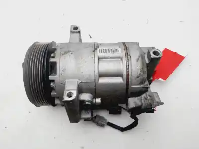 Peça sobressalente para automóvel em segunda mão compressor de ar condicionado a/a a/c por renault captur zen referências oem iam 926000217r  