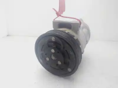 Peça sobressalente para automóvel em segunda mão compressor de ar condicionado a/a a/c por renault captur zen referências oem iam 926008582r  