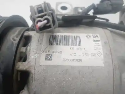 Peça sobressalente para automóvel em segunda mão compressor de ar condicionado a/a a/c por renault captur zen referências oem iam 926008582r  