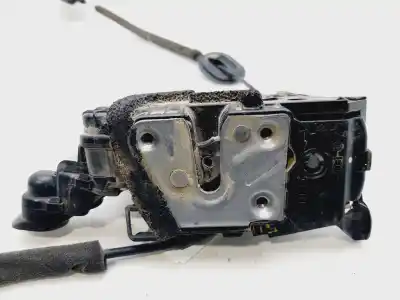 Peça sobressalente para automóvel em segunda mão fechadura da porta dianteira esquerda por renault captur zen referências oem iam 805031332r  