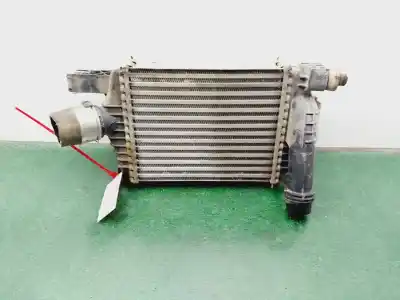 Peça sobressalente para automóvel em segunda mão intercooler por renault captur zen referências oem iam 144961381r  