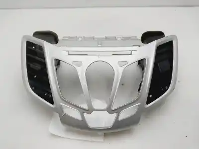 Автозапчасти б/у аэрационная решетка за ford fiesta (cb1) titanium ссылки oem iam 8a6118a802bgw  