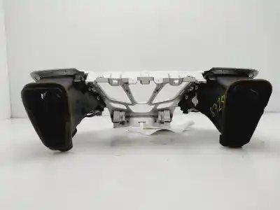 Автозапчастина б/у аераційна решіта для FORD FIESTA (CB1) Titanium Посилання на OEM IAM 8A6118A802BGW  