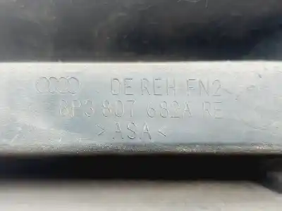 Автозапчастина б/у передня решіта для audi a3 (8p) 1.9 tdi ambiente посилання на oem iam 8p3807682a  
