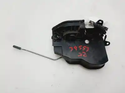 Peça sobressalente para automóvel em segunda mão fechadura da porta dianteira esquerda por bmw serie 1 cabrio (e88) 118d referências oem iam 7202149  