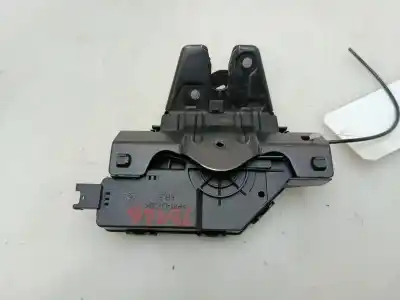 Second-hand car spare part trunk lock for bmw serie 1 berlina (e81/e87) 118d oem iam references 7840617