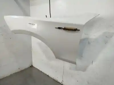 Peça sobressalente para automóvel em segunda mão guarda-lamas dianteiro esquerdo por bmw serie 1 berlina (e81/e87) 118d referências oem iam 41357133227  