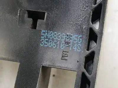 Pièce détachée automobile d'occasion POIGNÉE EXTÉRIEURE ARRIÈRE DROITE pour VOLKSWAGEN GOLF VI (5K1)  Références OEM IAM 5N0839885G  