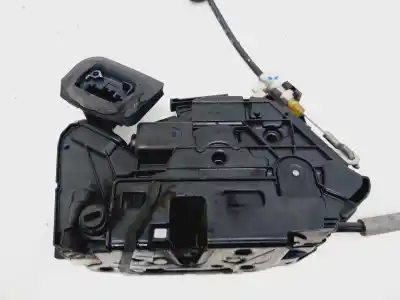 Peça sobressalente para automóvel em segunda mão fechadura da porta traseira esquerda por skoda rapid ambition referências oem iam 5e0839015a Peça sobressalente para automóvel em segunda mão fechadura da porta traseira esquerda por skoda rapid ambition referências oem iam 5e0839015a