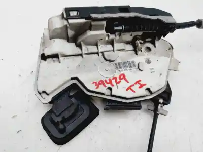 Автозапчастина б/у замок дверей заднього лівого для skoda rapid ambition посилання на oem iam 5e0839015a  