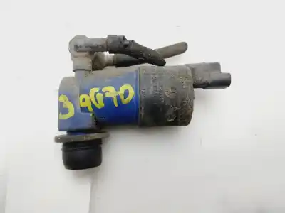 Second-hand car spare part washer pump for renault modus confort dynamique 98 cv / 72 kw oem iam references 9641553880  