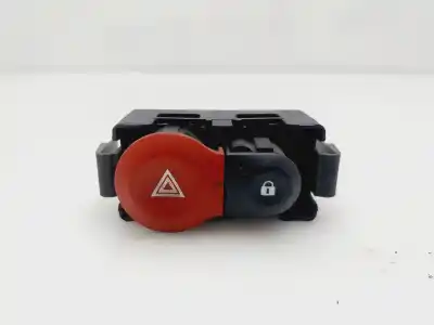 Second-hand car spare part hazard warning lights for renault modus confort dynamique 98 cv / 72 kw oem iam references 8200214898  