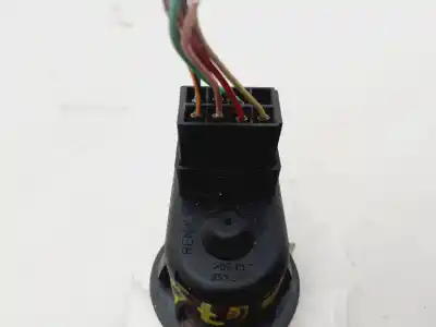 Second-hand car spare part rearview side mirror switch for renault modus confort dynamique 98 cv / 72 kw oem iam references 8200002442a