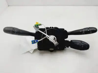 Pezzo di ricambio per auto di seconda mano controllo del volante per peugeot 307 break/sw (s2) sw pack 109 cv / 80 kw riferimenti oem iam 96605592xt  