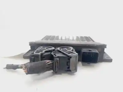 Автозапчастина б/у ебу контролер двигуна для renault clio iii authentique посилання на oem iam 8200911560  