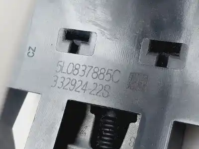 Автозапчастина б/у зовнішня ручка передня прав для skoda octavia combi (5e5) ambition посилання на oem iam 5l0837885c  