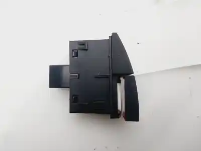 Peça sobressalente para automóvel em segunda mão interruptor 4 piscas - emergência por skoda rapid ambition referências oem iam 5ja953507b   Peça sobressalente para automóvel em segunda mão interruptor 4 piscas - emergência por skoda rapid ambition referências oem iam 5ja953507b