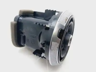 Peça sobressalente para automóvel em segunda mão grelha de ventilação tablier por audi a3 (8vk) s line edition referências oem iam 81a820901b  