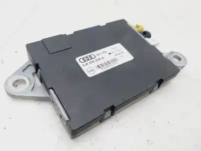 Автозапчастина б/у антенний підсилювач для audi tt (8j3/8j9) 2.0 tfsi coupe посилання на oem iam 8j8035225a  