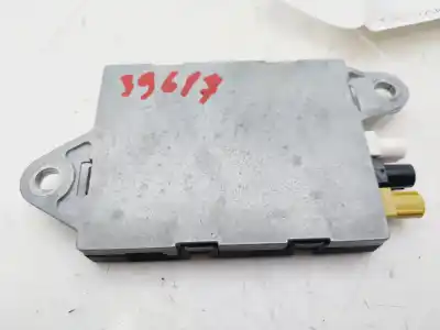 Автозапчастина б/у антенний підсилювач для audi tt (8j3/8j9) 2.0 tfsi coupe посилання на oem iam 8j8035225a  