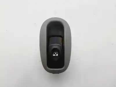 Pièce détachée automobile d'occasion commande de lève vitre arrière gauche pour renault scenic rx4 (ja0) 1.9 dci salomon références oem iam 7700433115   Pièce détachée automobile d'occasion commande de lève vitre arrière gauche pour renault scenic rx4 (ja0) 1.9 dci salomon références oem iam 7700433115