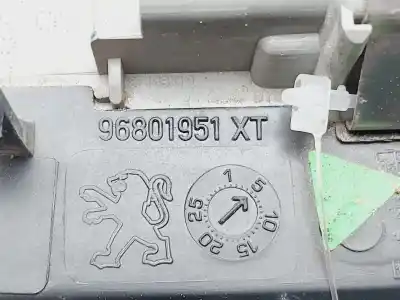 Peça sobressalente para automóvel em segunda mão  por PEUGEOT 207  Referências OEM IAM 96801951XT  