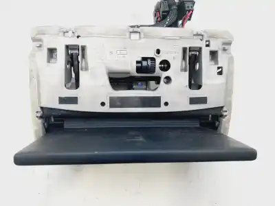 Peça sobressalente para automóvel em segunda mão sistema de áudio / rádio cd por audi a3 (8vk) s line edition referências oem iam 8v0857273n