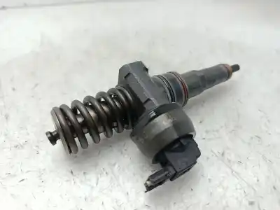 Second-hand car spare part injector for audi a3 (8l) 1.9 tdi ambiente oem iam references 038130073aj   Second-hand car spare part injector for audi a3 (8l) 1.9 tdi ambiente oem iam references 038130073aj