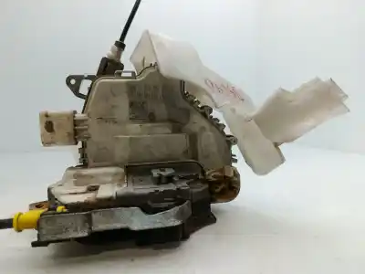 Peça sobressalente para automóvel em segunda mão fechadura da porta dianteira esquerda por audi a1 (8x) attraction referências oem iam 8j1837015c  