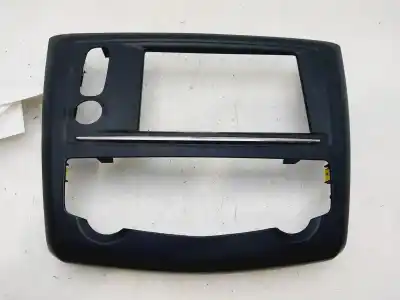 Second-hand car spare part center console for renault kadjar zen 110 cv / 81 kw oem iam references 681043286r  