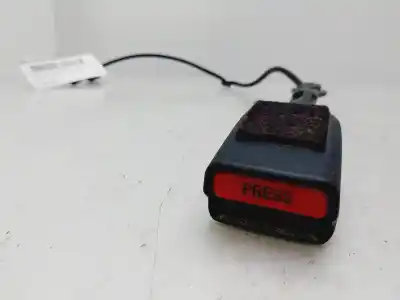 Peça sobressalente para automóvel em segunda mão Chicote / Encaixe Cinto Segurança Dianteiro Esquerdo por RENAULT KADJAR Zen 110 CV / 81 KW Referências OEM IAM 878168634R  