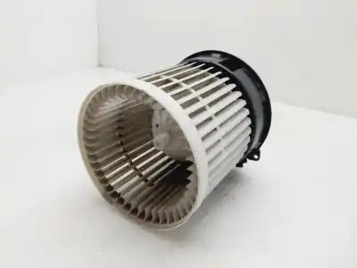 Pezzo di ricambio per auto di seconda mano ventola riscaldamento per ssangyong xlv limited 4x2 115 cv / 85 kw riferimenti oem iam 6811335000  