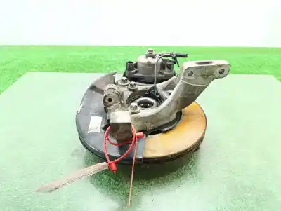 Pezzo di ricambio per auto di seconda mano attacco anteriore destro per opel vectra c (z02) 1.8 (f69) riferimenti oem iam 13136697  