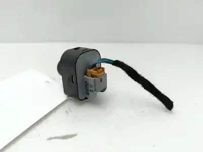 İkinci el araba yedek parçası ayna kontrolü için audi a4 b6 (8e2) 2.0 oem iam referansları 8e0959565   İkinci el araba yedek parçası ayna kontrolü için audi a4 b6 (8e2) 2.0 oem iam referansları 8e0959565