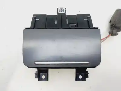 Автозапчастина б/у попільничка для audi tt (8j3/8j9) 2.0 tfsi coupe посилання на oem iam 8j0857951a   Автозапчастина б/у попільничка для audi tt (8j3/8j9) 2.0 tfsi coupe посилання на oem iam 8j0857951a