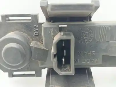 Автозапчастина б/у ЛАМПАЛЬНИК для SEAT LEON (1M1)  Посилання на OEM IAM 1M6945259  