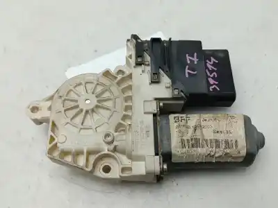 Автозапчасти б/у мотор заднего левого стекла за SEAT LEON (1M1) Sport F.R. 150 CV / 110 KW ссылки OEM IAM 1C0959811A  